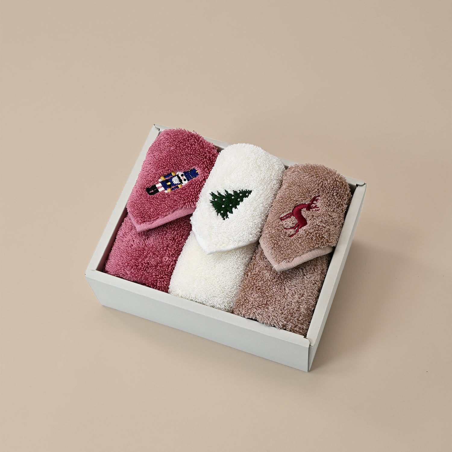 【GIFT】TRUE TOWEL【Premium Handkerchief】クリスマス刺繍タオルハンカチ3枚セット